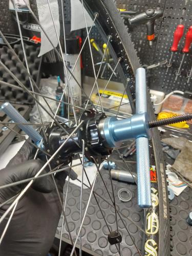 schimb rulmenti butuc roata