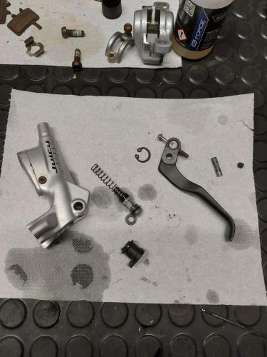 service maneta frana